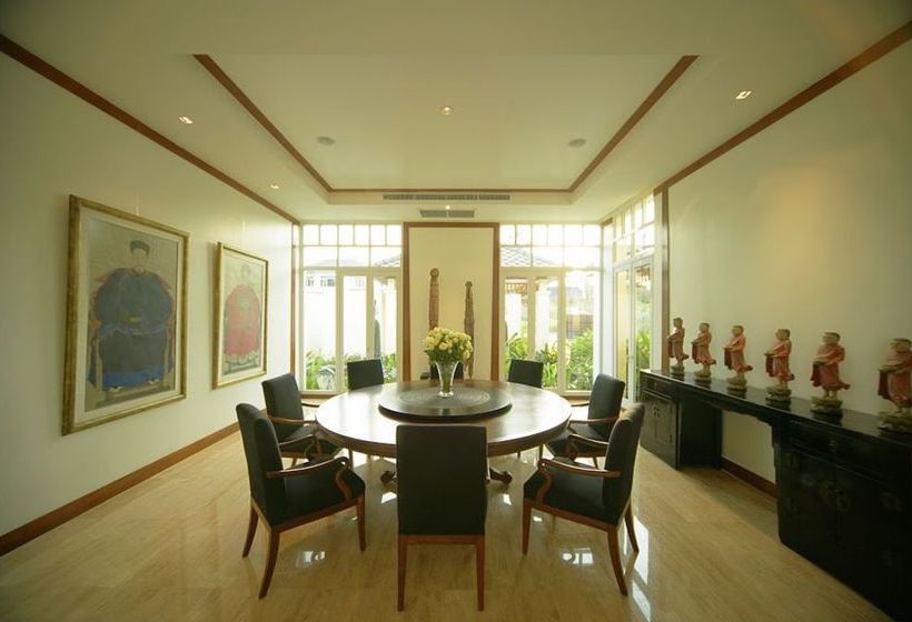 Hotel Tadarawadi Pool Villa At Phoenix 9