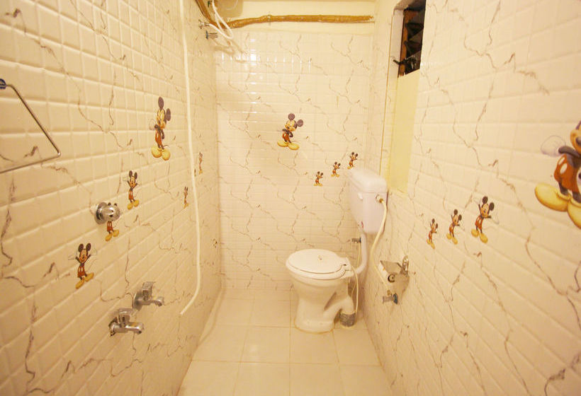 Hotel Oyo Rooms Maninagar Station 3 6