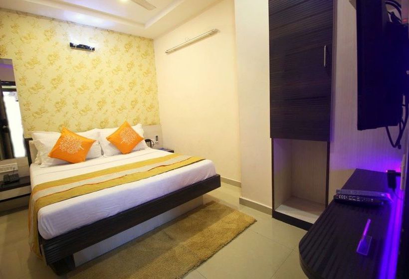 Hotel Oyo Rooms Civil Road Ahmedabad 2