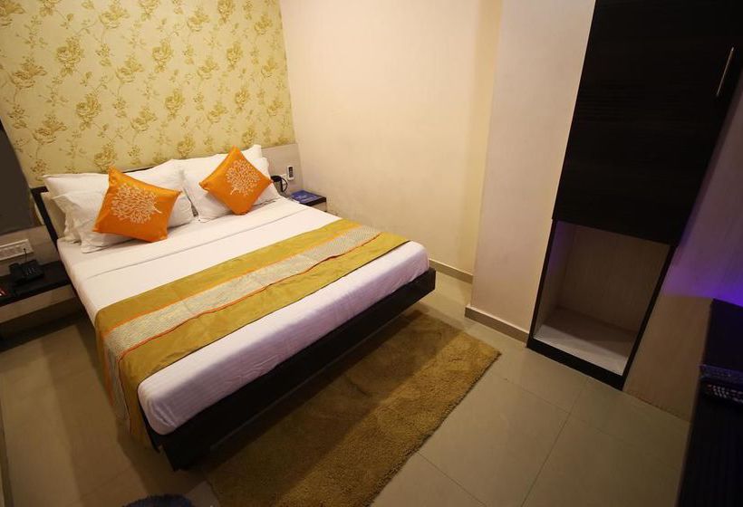 Hotel Oyo Rooms Civil Road Ahmedabad 5