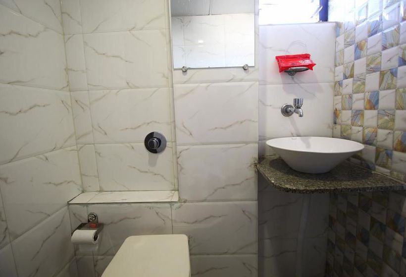 Hotel Oyo Rooms Civil Road Ahmedabad 7