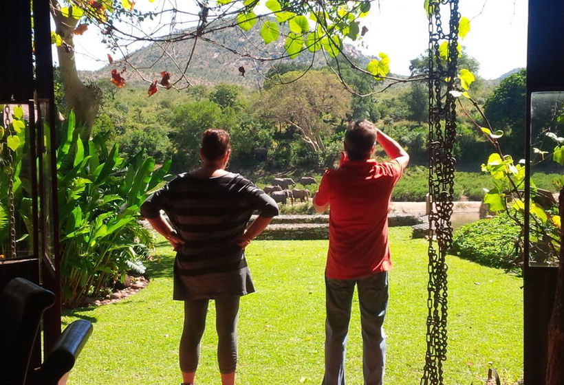 Hotel River House Lodge 12