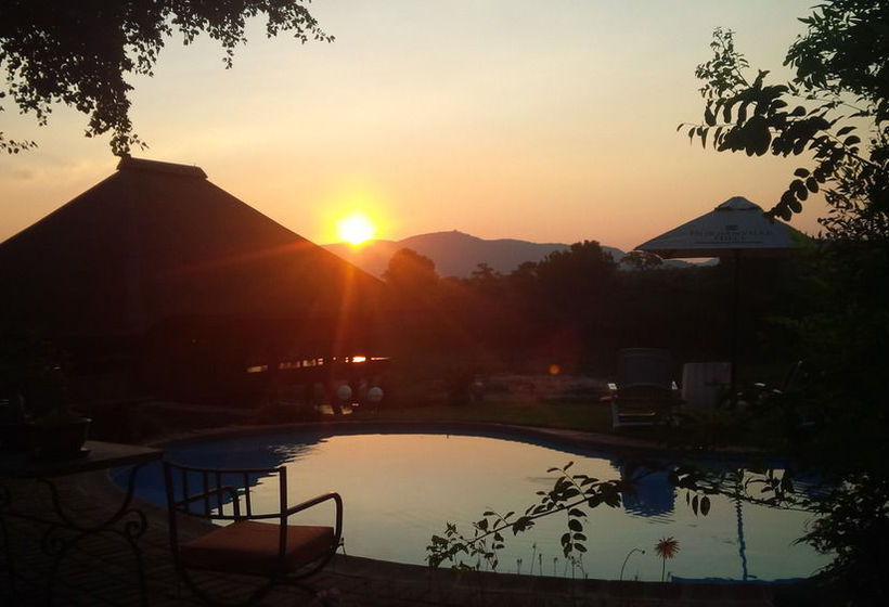 Hotel River House Lodge 7