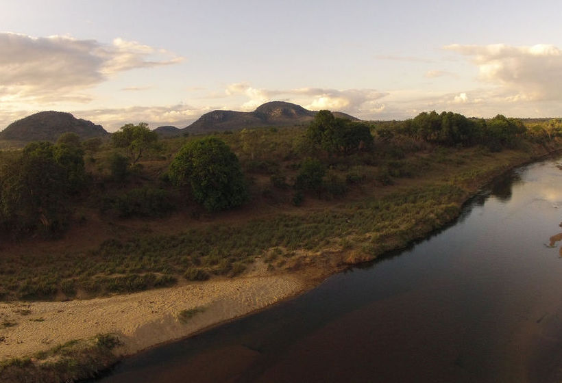 Hotel River House Lodge 8