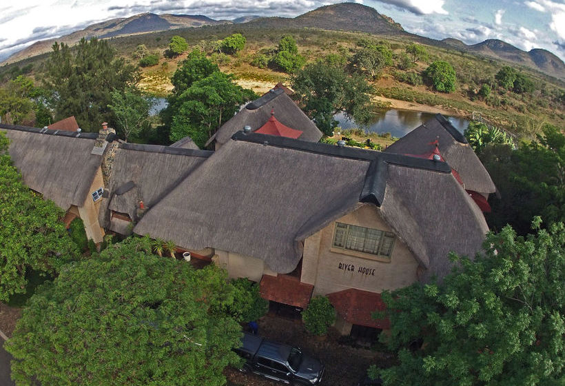 Hotel River House Lodge 9