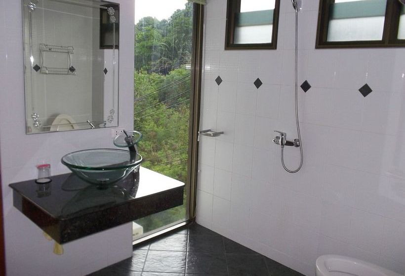 Mountain Seaview Luxury Apartments 14