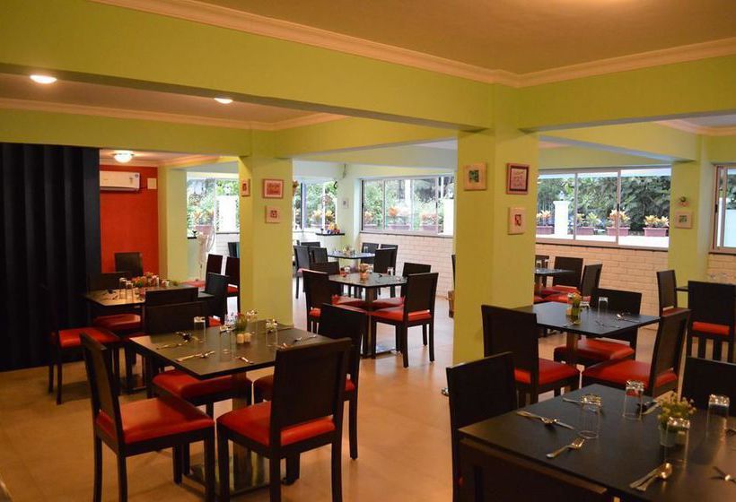 Arotel Rooms & Suites 7