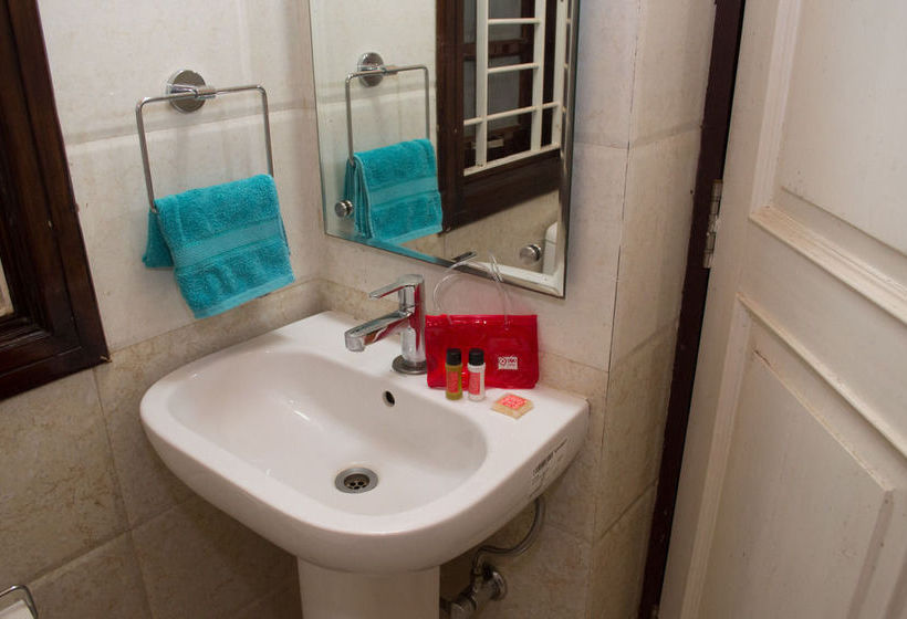 Hotel Oyo Rooms Infocity Road 1