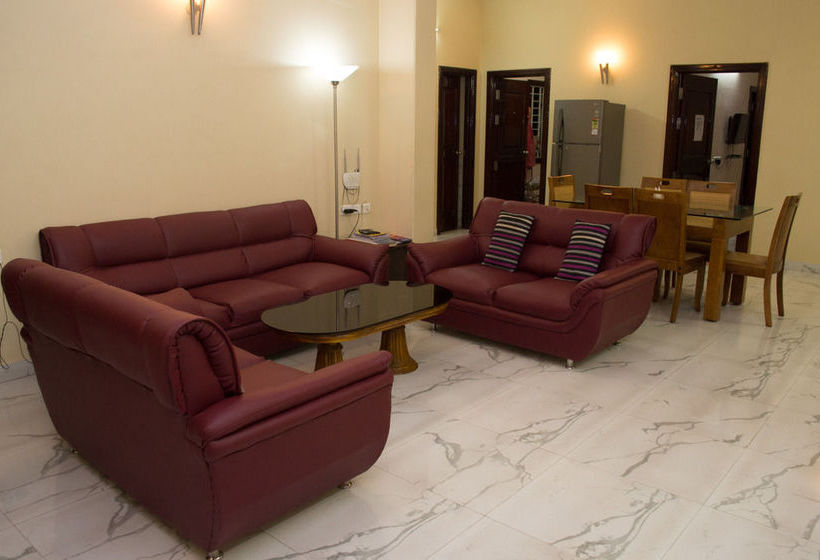 Hotel Oyo Rooms Infocity Road 13