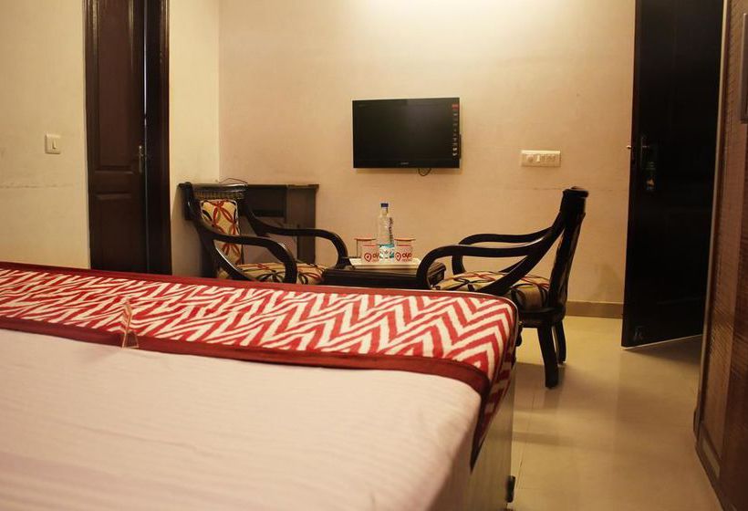 Oyo Apartments Medicity 14