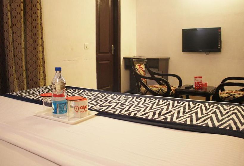 Oyo Apartments Medicity 15