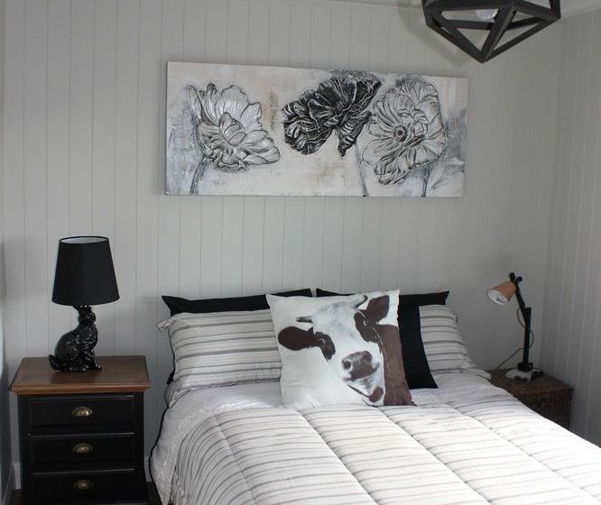 Prairies Grange Bed & Breakfast 16