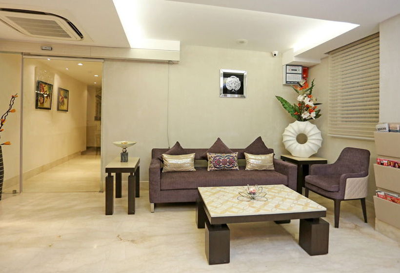 Hotel Delite Grand 4