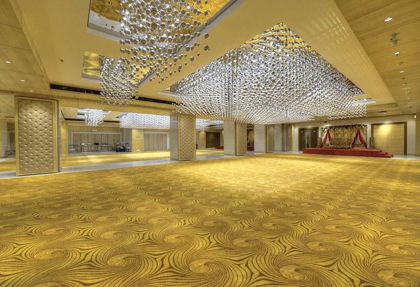 Hotel Delite Grand 8