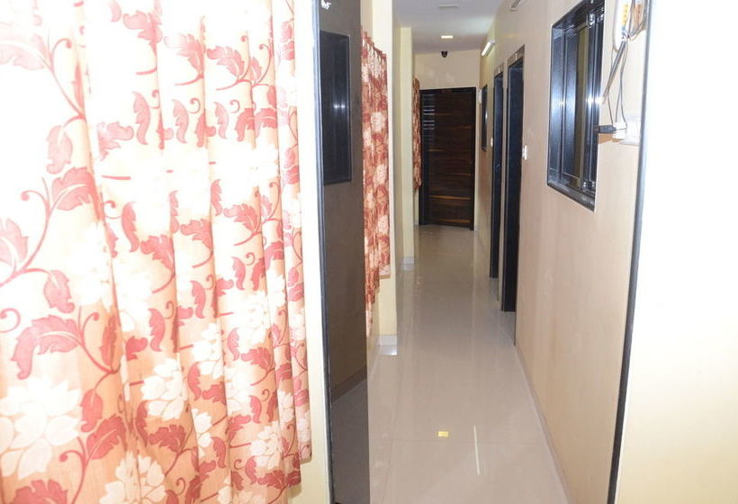 Hotel Sai Residency 8