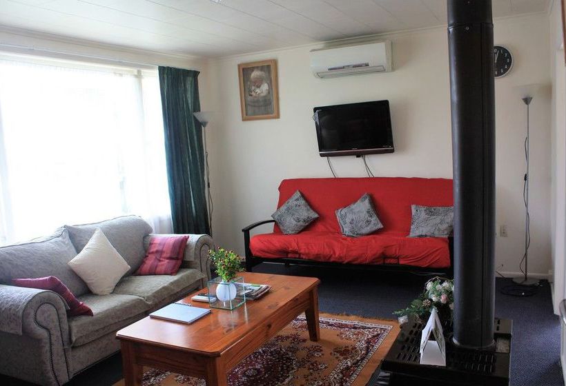 White Swan Cottage 2