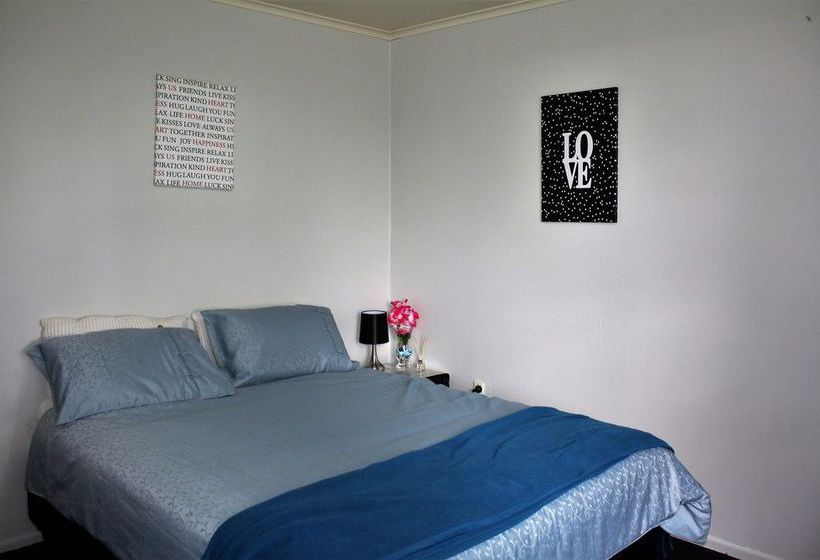 White Swan Cottage 5