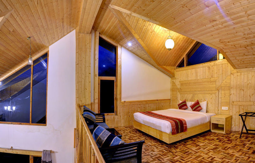 Hotel Summit Chandertal Regency & Spa 11