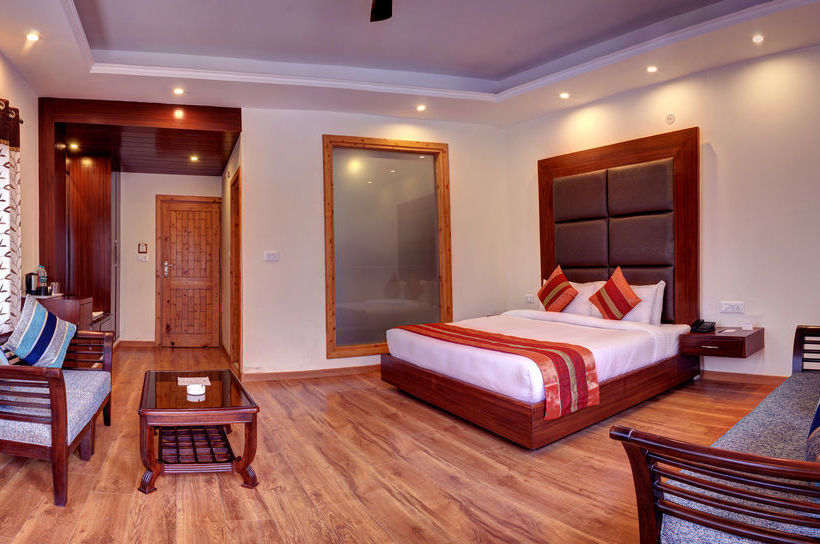 Hotel Summit Chandertal Regency & Spa 15