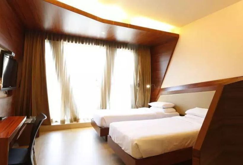 Dragonfly Apartments 10