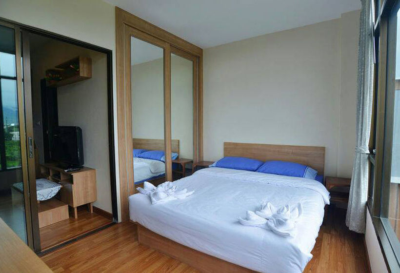 Tree Boutique Resort 11