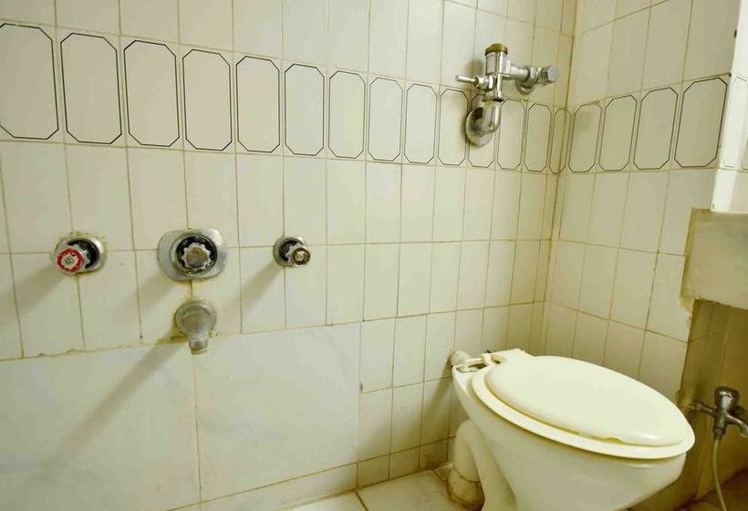 Hotel Oyo Rooms Near Chl Hospital Indore Indore