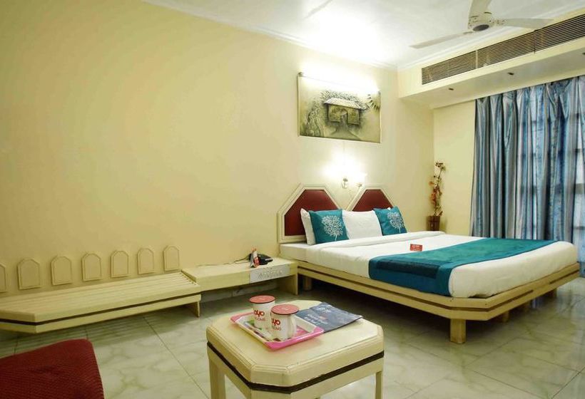 Hotel Oyo Rooms Near Chl Hospital Indore 4