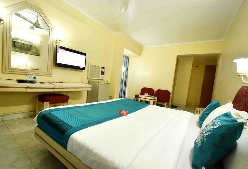 Hotel Oyo Rooms Near Chl Hospital Indore 5