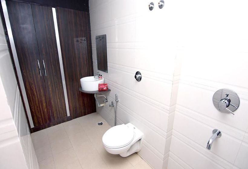 Hotel Oyo Rooms Railway Station Raipur 10