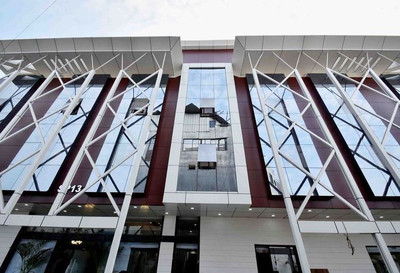 Hotel Oyo Rooms Near Meera Garden Indore 12