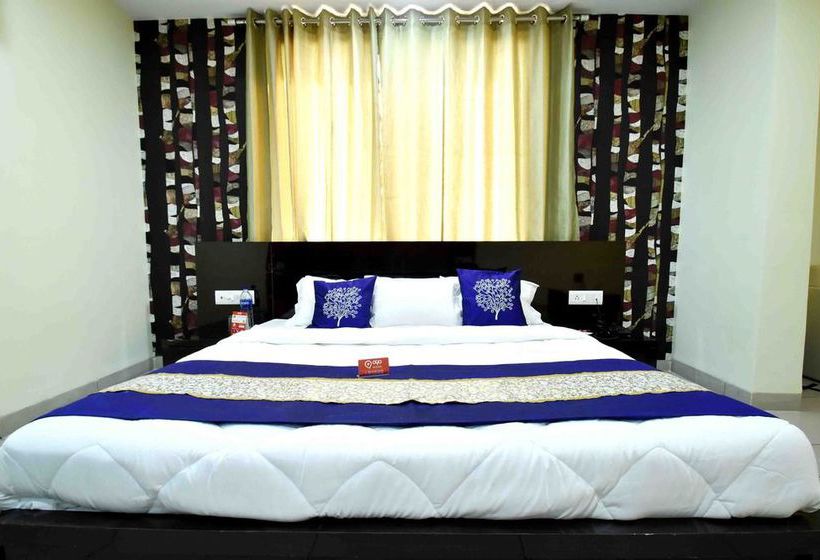 Hotel Oyo Rooms Near Meera Garden Indore 7