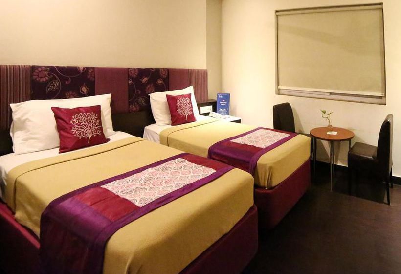 Hotel Oyo Rooms Benz Circle 13