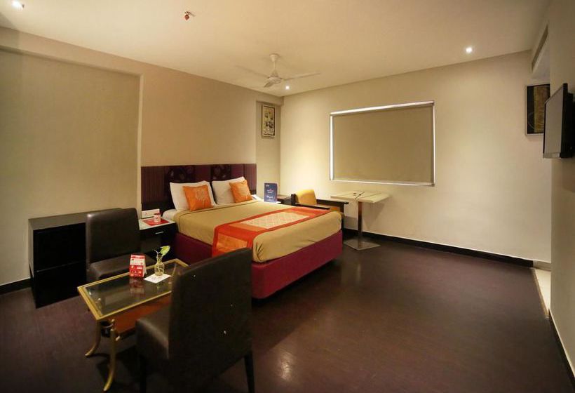 Hotel Oyo Rooms Benz Circle 3