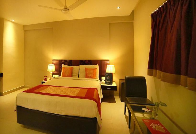 Hotel Oyo Rooms Benz Circle 8