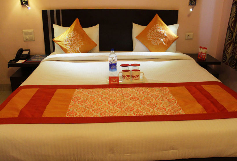 Hotel Oyo Rooms Banke Bihari Mandir Uttar Pradesh