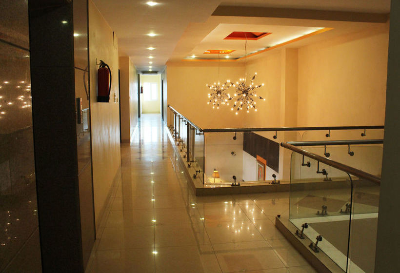 Hotel Oyo Rooms Banke Bihari Mandir 16