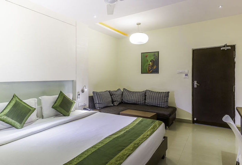 Hotel Treebo Gn International 16