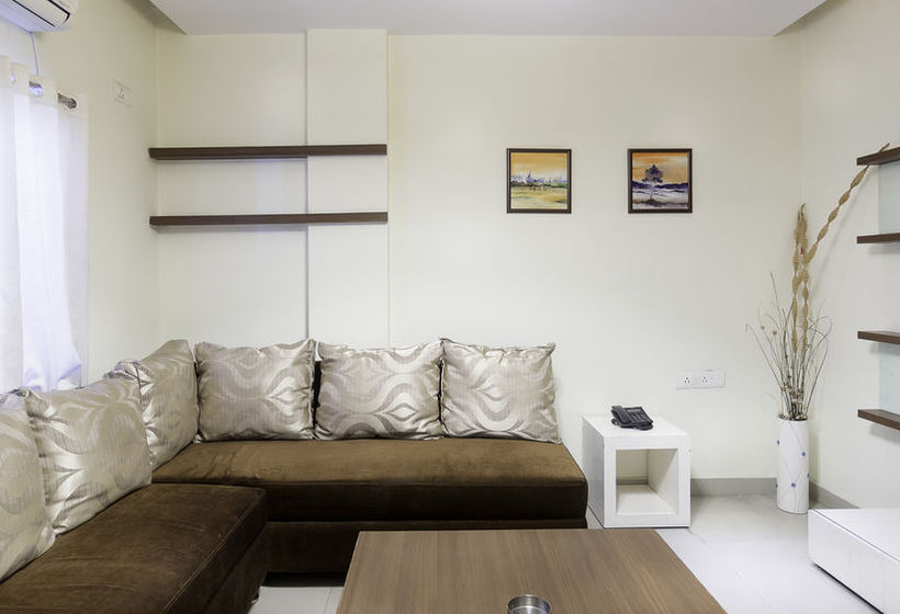 Hotel Treebo Gn International 17