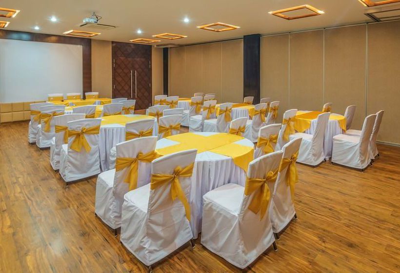 Prangan By Mango Hotels 14