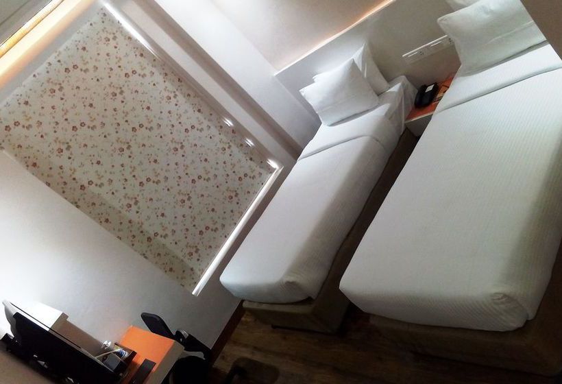 Prangan By Mango Hotels 18