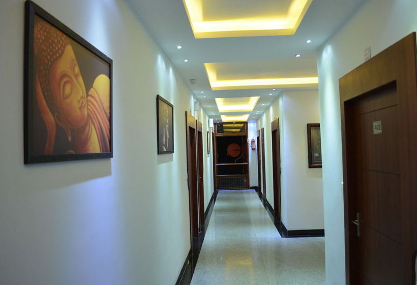 The Golden Crest Hotel Gangtok 3