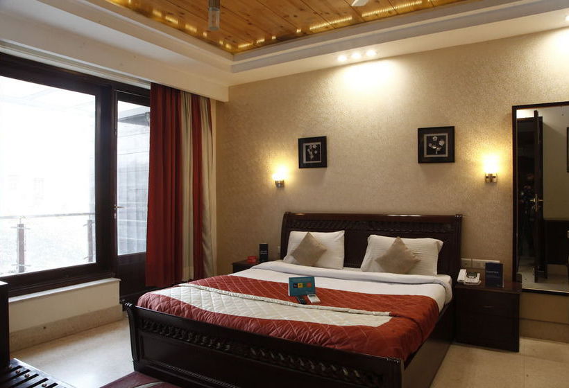 Fabhotel Golf Course Road 10