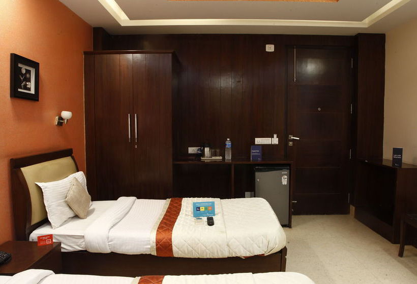 Fabhotel Golf Course Road 2