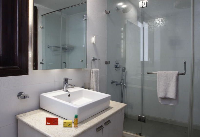 Fabhotel Golf Course Road 3