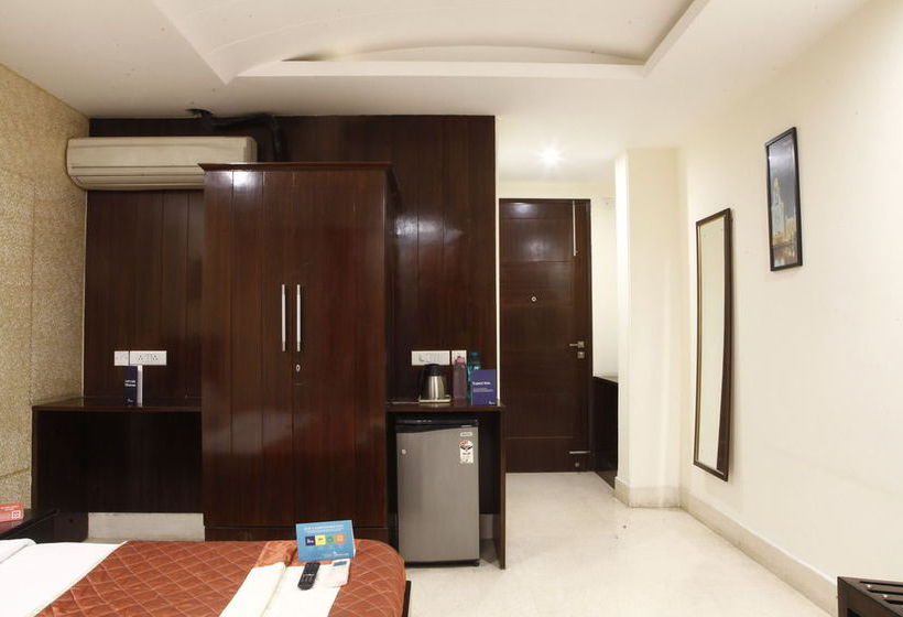 Fabhotel Golf Course Road 7