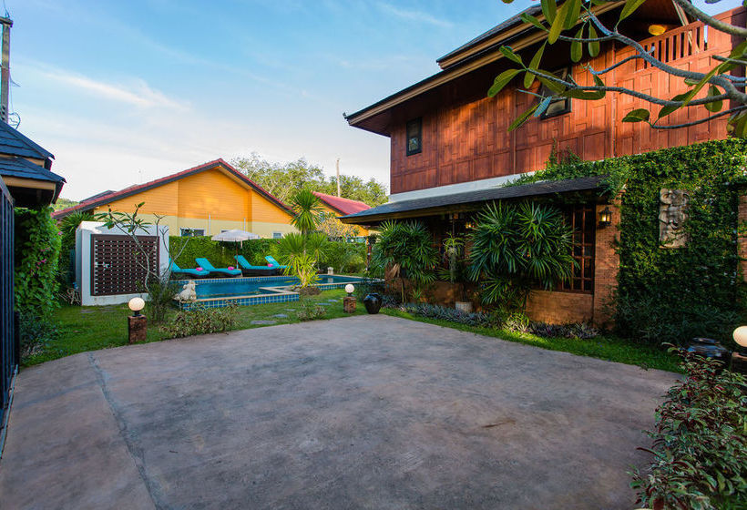 Hotel Lemon Tree Resort Naiharn Phuket