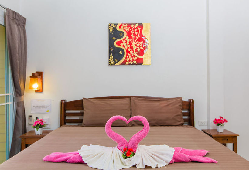 Hotel Lemon Tree Resort Naiharn Phuket 19