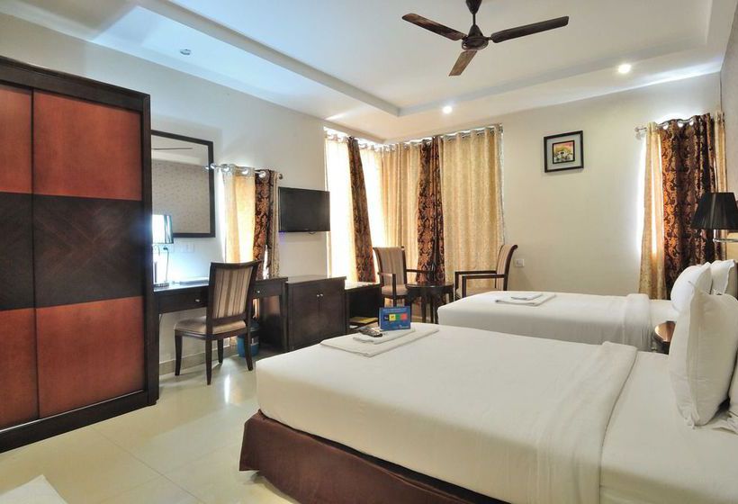 Fabhotel Kondapur 5