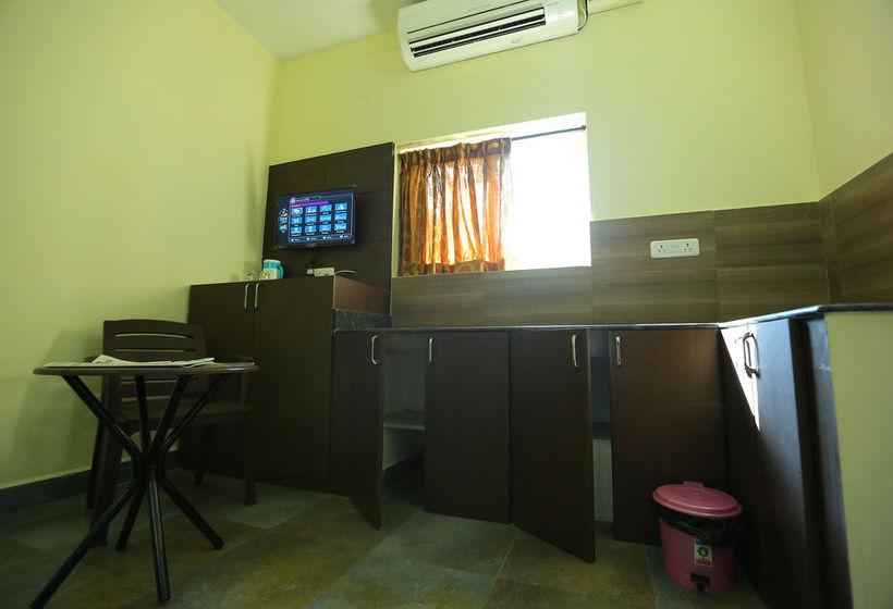 Hotel Season 4 Residences 8