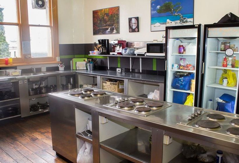 Hostel Geeky Gecko Backpackers 10